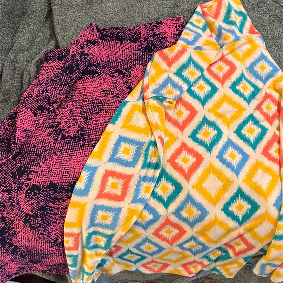 *ADD ME FOR FREE ON ORDERS $50+* TWO Lularoe Skirts - Azure and Cassie - Picture 1 of 7